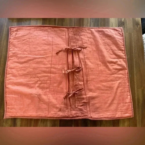 The Company Store pillow sham pair - Picture 5 of 8